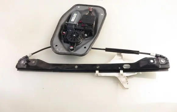 Volkswagen Golf Plus Rear door window regulator with motor 5M0839462 5M0839402B