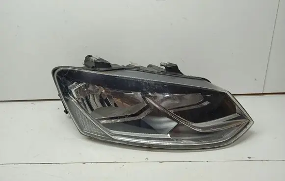 Volkswagen Polo V 6R Headlight/headlamp 6C1941006B