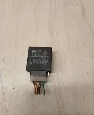 Peugeot 307 Tow bar relay AKG60059