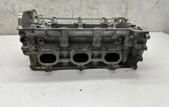 Porsche Macan (95B) Engine head 946104105AR