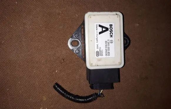 Toyota Avensis T270 ESP acceleration yaw rate sensor 8918305030