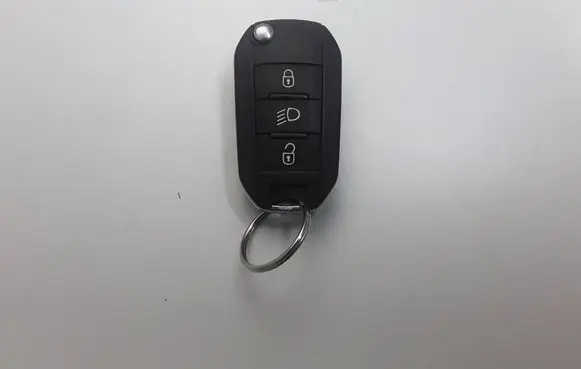 Peugeot 2008 I Ignition key/card 1608504380