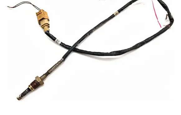 Volkswagen Golf VII Exhaust gas temperature sensor 04L906088B