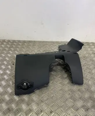 Audi Q5 SQ5 8R Dashboard lower bottom trim panel 8R2863076