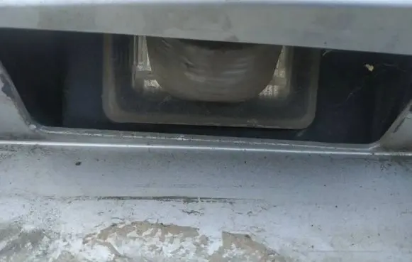 Mazda 5 Number plate light 