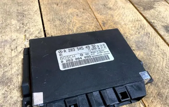 Mercedes-Benz C W203 Parking PDC control unit/module a2035454932 2035454932
