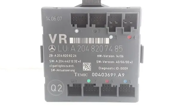 Mercedes-Benz C W204 Door control unit/module A2048207485
