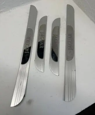 Jaguar S-Type Front sill trim cover XR835413208 IR8313244