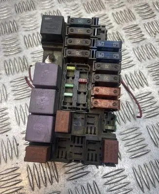 Volvo S60 Fuse module 090902