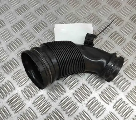 Audi A4 S4 B9 8W Air intake duct part 04L129661B