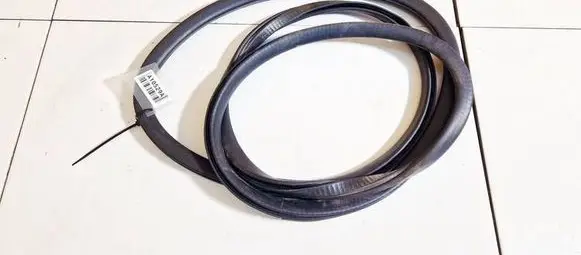 Audi A2 Rubber seal front coupe door 