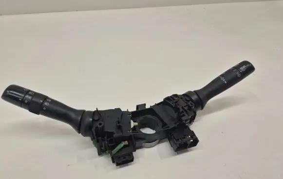 Toyota RAV 4 (XA30) Indicator stalk 173832