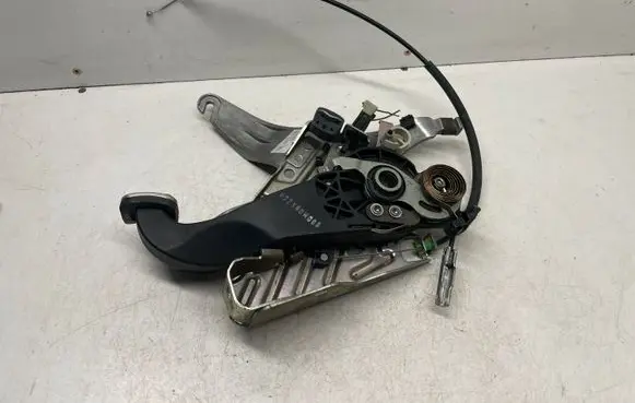 Mercedes-Benz C W204 Handbrake/parking brake lever assembly A2044200684