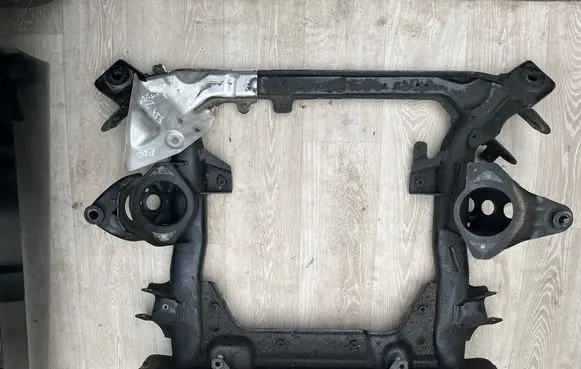BMW X1 E84 Front subframe 31116788965 6788965 2121644