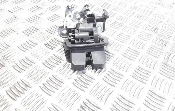 Audi A3 S3 8V Tailgate/trunk/boot lock/catch/latch 8R0827505