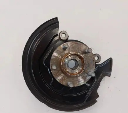 Nissan Leaf II (ZE1) Front wheel hub