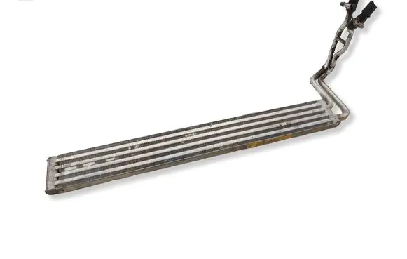 Volkswagen Touareg I Power steering radiator 7L8422885A