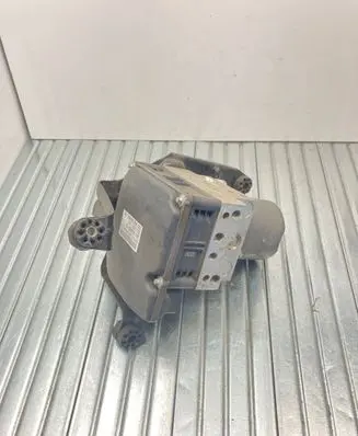 BMW X5 E70 ABS Pump 6854059 6854057