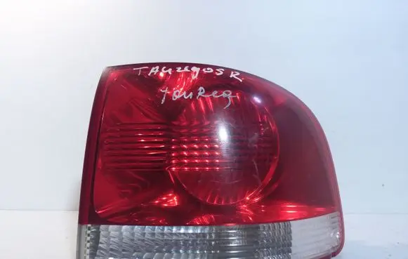 Volkswagen Touareg I Rear/tail lights 7L6945096K
