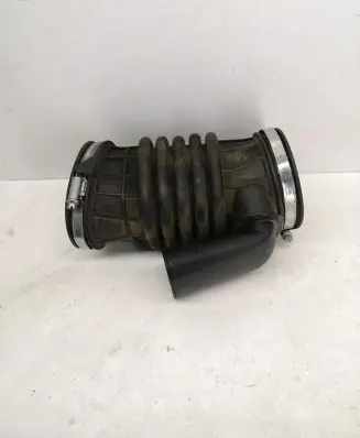 Volvo XC90 Air intake hose/pipe 31370310
