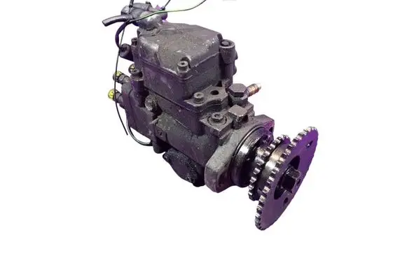 BMW 5 E39 Fuel injection high pressure pump 