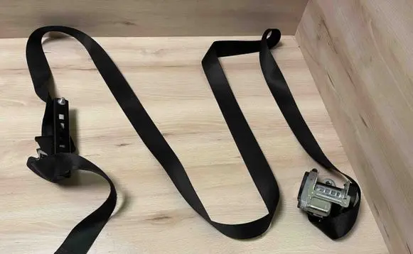 Mercedes-Benz Sprinter W906 Front seatbelt 601384100 566153124A