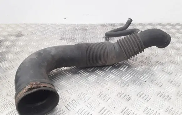 Iveco Daily 35 - 40.10 Air intake duct part 504069789