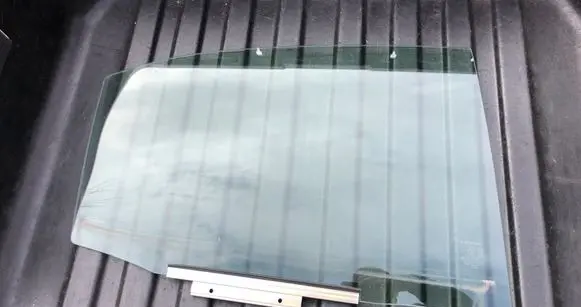 Lexus IS III XE30 Rear door window glass 43R005834 A000751 NSGM31