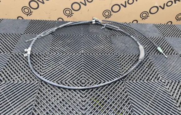 Dodge Challenger Handbrake/parking brake wiring cable 