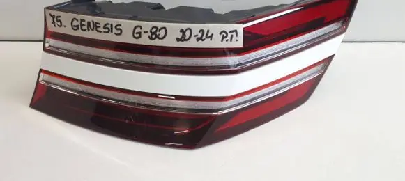 Genesis G80 Rear/tail lights 92402-T1000