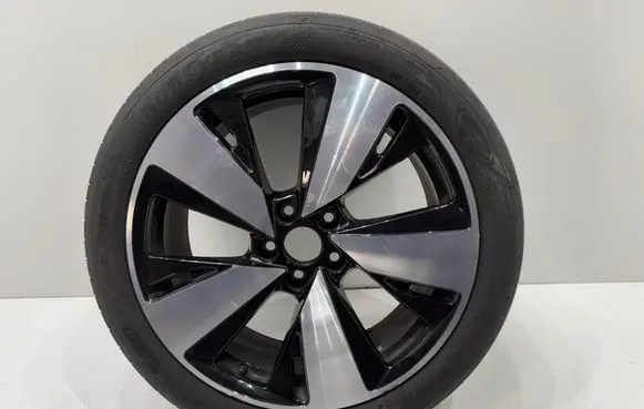 Audi A5 R19 alloy rim 8B3601025AR