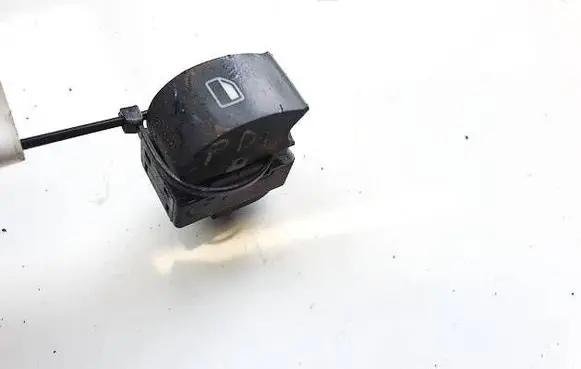 Audi A3 S3 8P Electric window control switch 8Z0959855B