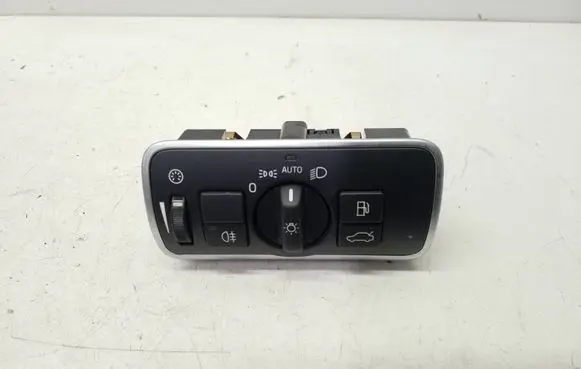 Volvo XC60 Light switch 31443839