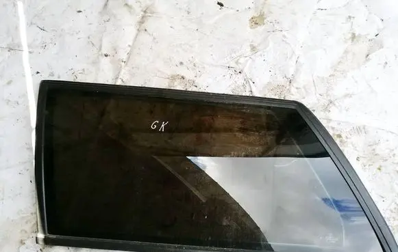 Volkswagen PASSAT B4 Rear side window AS2