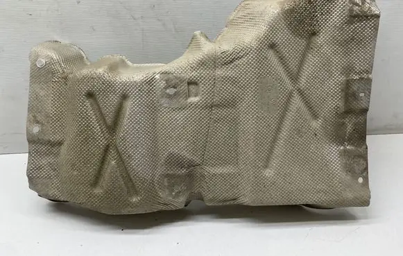 Volkswagen Transporter - Caravelle T6 Heat shield in engine bay 7E0825661 7E0825661D