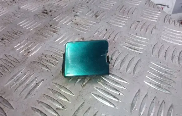 BMW 3 E36 Front tow hook cap/cover 8151584