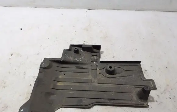 Volvo XC40 Trunk boot underbody cover/under tray 31694916