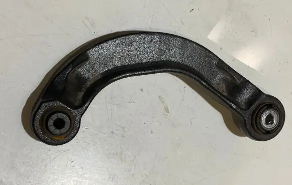 Ford Mustang VI Rear control arm 5K743