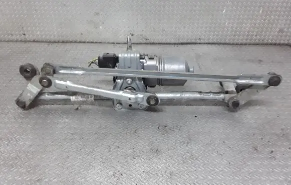Front wiper linkage and motor