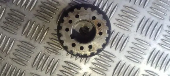 Peugeot 106 Crankshaft pulley