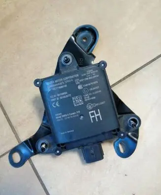 Toyota C-HR I Blind spot module 88162-F4030