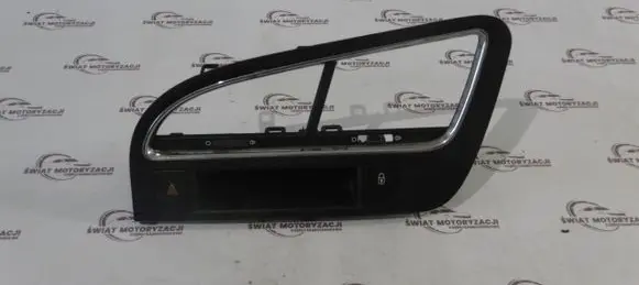 Peugeot 5008 Dash center air vent grill 9688836877