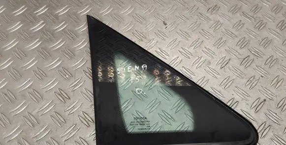 Toyota Sienna XL30 III Front triangle window/glass 