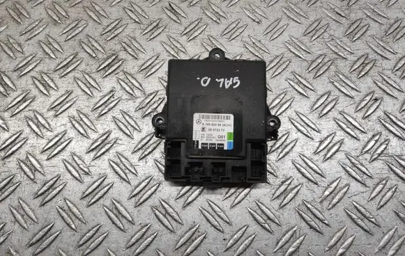 Mercedes-Benz B W245 Door control unit/module A1698208626 05072373