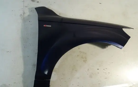 Audi Q7 4L Fender