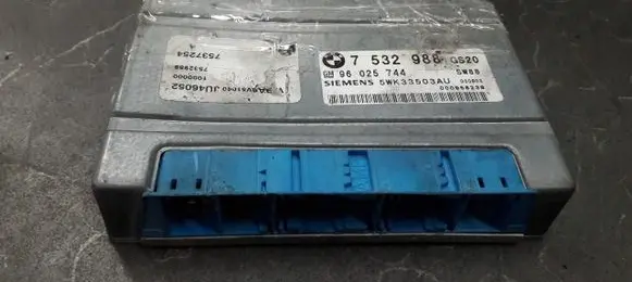 BMW X3 E83 Engine control unit/module ECU 7532988