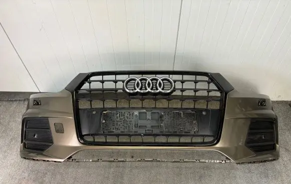 Audi Q3 8U Front bumper 8U08307437 Z1399