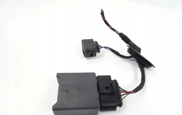 Volkswagen T-Roc Fuel pump relay 5Q0906093A