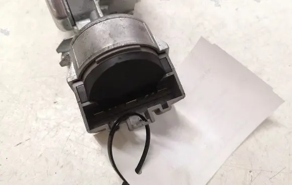 Ford Focus Ignition lock 3M513F880AC