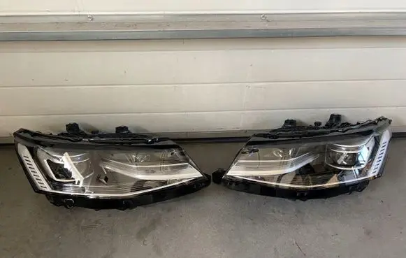 Volkswagen Transporter - Caravelle T7 Headlights/headlamps set 
